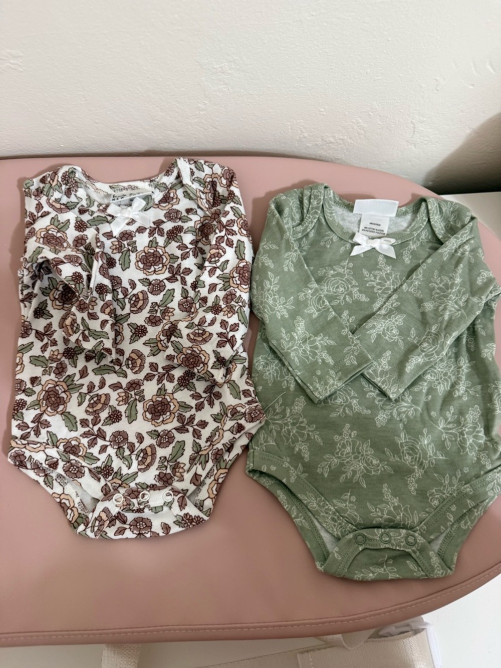 0-3 MONTHS ONESIE BUNDLE